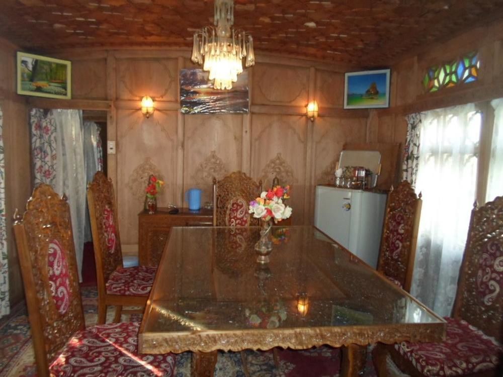 New Bul Bul Group Of Houseboats Srinagar Hotell Durgjan Eksteriør bilde