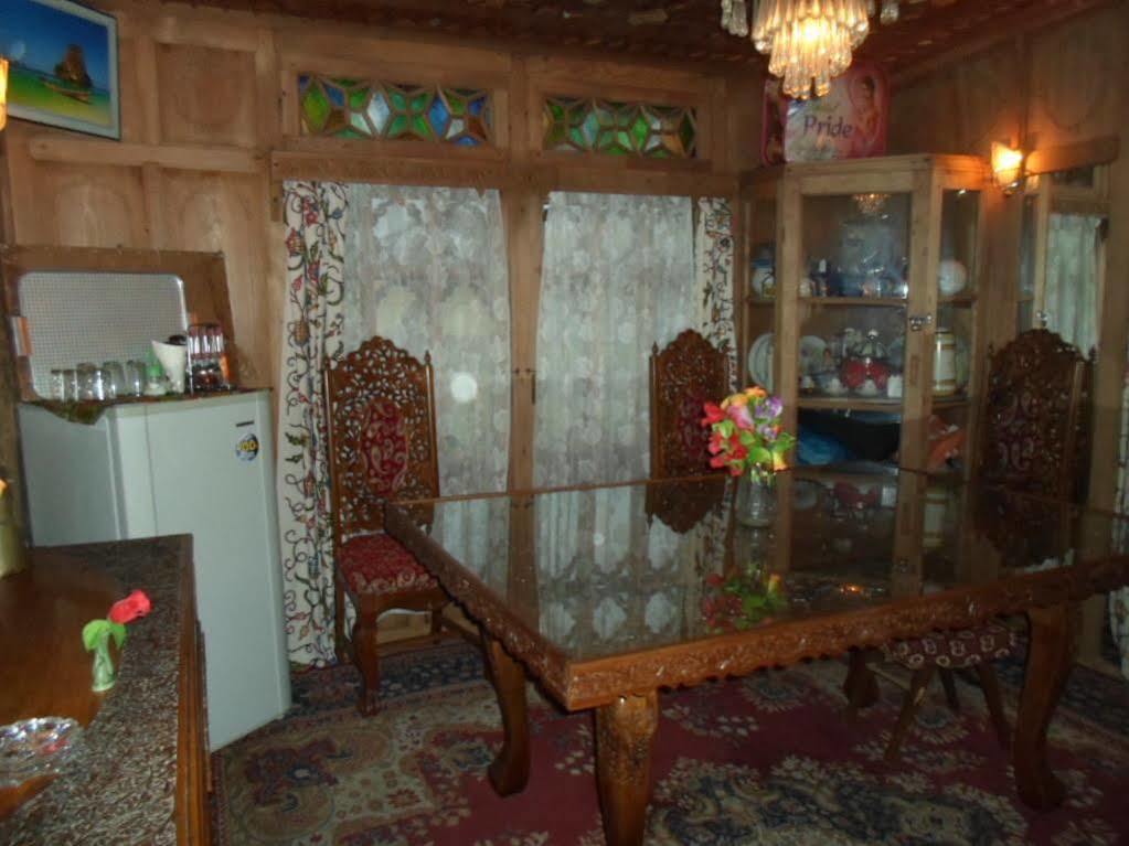 New Bul Bul Group Of Houseboats Srinagar Hotell Durgjan Eksteriør bilde