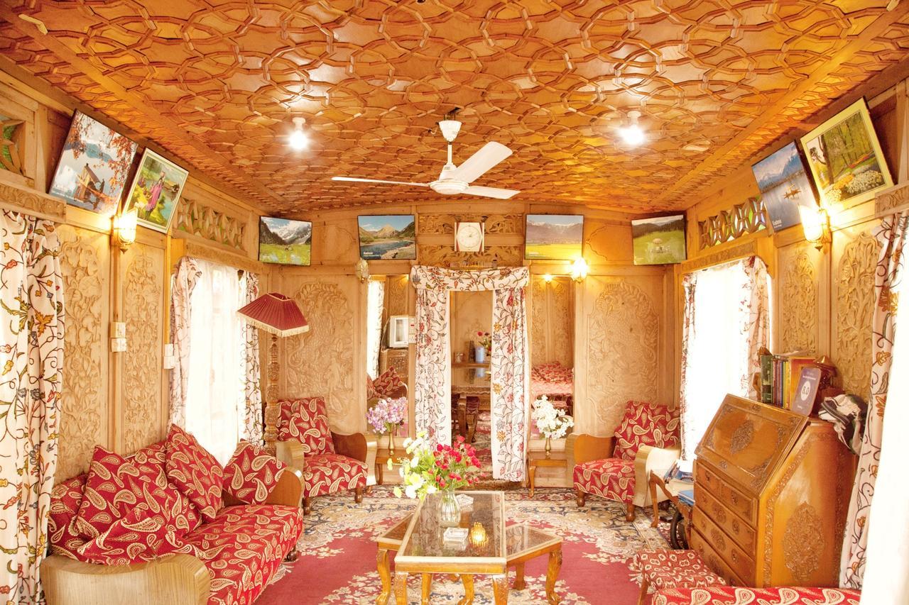 New Bul Bul Group Of Houseboats Srinagar Hotell Durgjan Eksteriør bilde