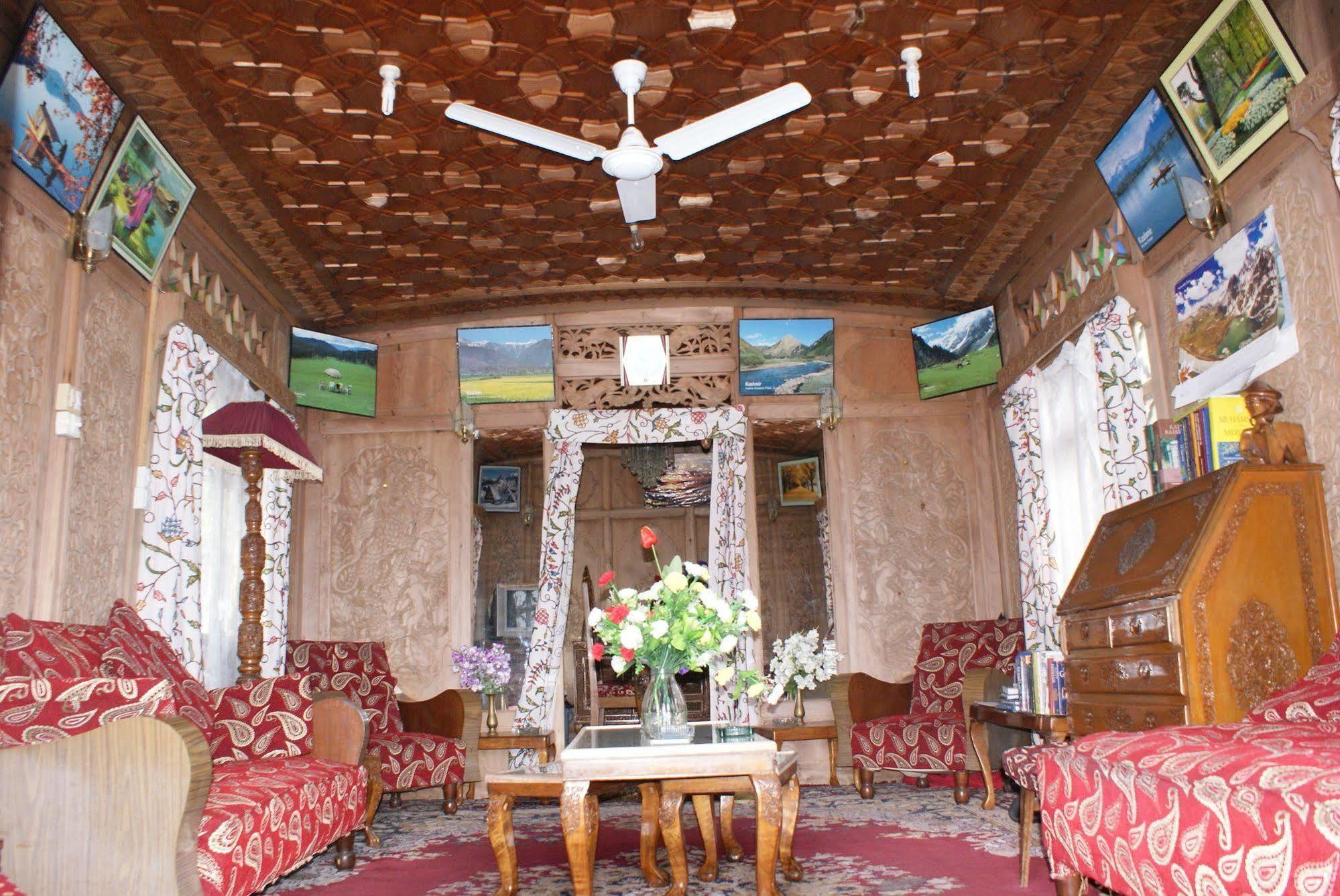 New Bul Bul Group Of Houseboats Srinagar Hotell Durgjan Eksteriør bilde
